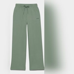 Aritzia Green Sweatpants